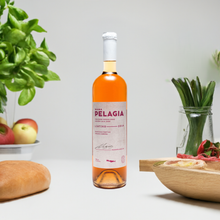 Load image into Gallery viewer, Cretan roze wine 750ml