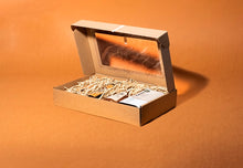 Load image into Gallery viewer, Gift box